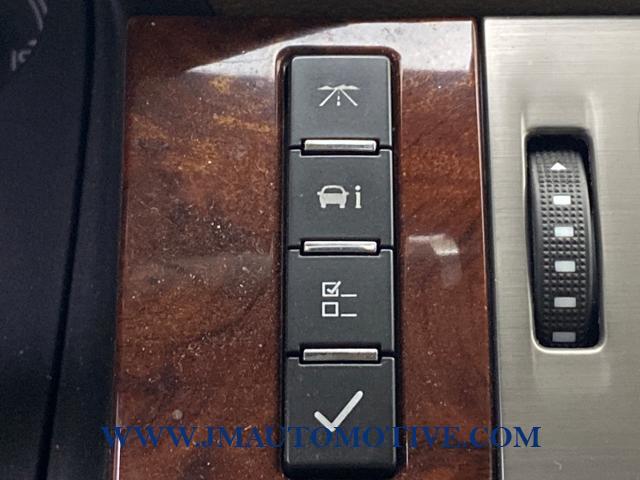 2013 Chevrolet Avalanche 4WD Crew Cab LTZ, available for sale in Naugatuck, Connecticut | J&M Automotive Sls&Svc LLC. Naugatuck, Connecticut 2013 Chevrolet Avalanche 4WD Crew Cab LTZ, available for sale in Naugatuck, Connecticut | J&M Automotive Sls&Svc LLC. Naugatuck, Connecticut