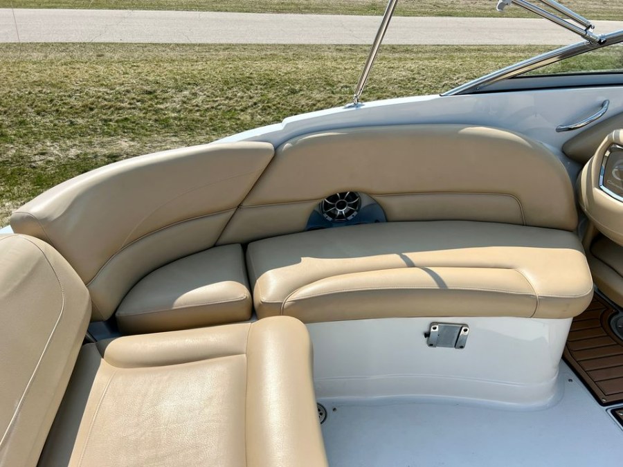 2016 Crownline E4XS BOAT, available for sale in Darien, Wisconsin | Geneva Motor Cars. Darien, Wisconsin 2016 Crownline E4XS BOAT, available for sale in Darien, Wisconsin | Geneva Motor Cars. Darien, Wisconsin