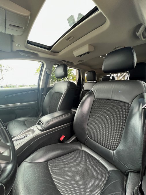 2020 Dodge Journey Crossroad FWD, available for sale in Miami, Florida | 26 Motors Miami. Miami, Florida 2020 Dodge Journey Crossroad FWD, available for sale in Miami, Florida | 26 Motors Miami. Miami, Florida