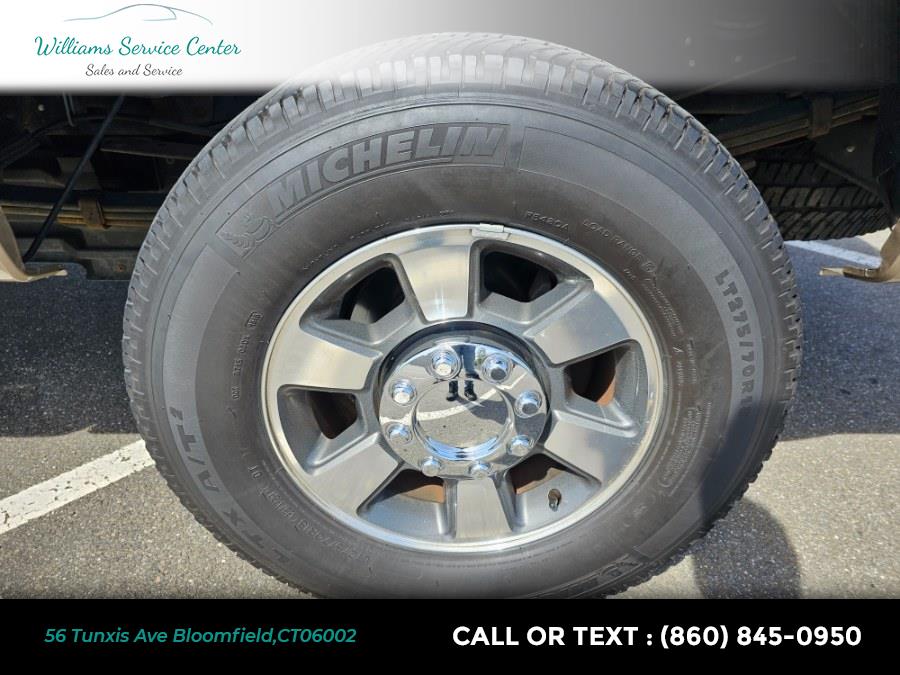 2011 Ford Super Duty F-350 SRW 4WD SuperCab 142" Lariat, available for sale in Bloomfield, Connecticut | Williams Service Center. Bloomfield, Connecticut 2011 Ford Super Duty F-350 SRW 4WD SuperCab 142" Lariat, available for sale in Bloomfield, Connecticut | Williams Service Center. Bloomfield, Connecticut