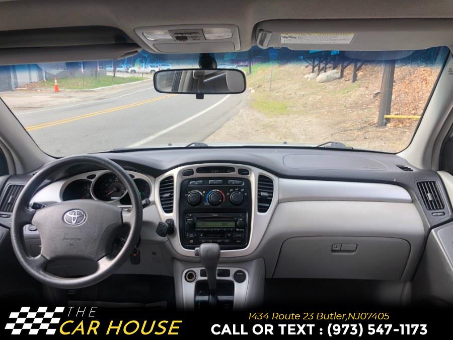 2005 Toyota Highlander 4dr V6 4WD w/3rd Row (Natl), available for sale in Butler, New Jersey | The Car House. Butler, New Jersey 2005 Toyota Highlander 4dr V6 4WD w/3rd Row (Natl), available for sale in Butler, New Jersey | The Car House. Butler, New Jersey
