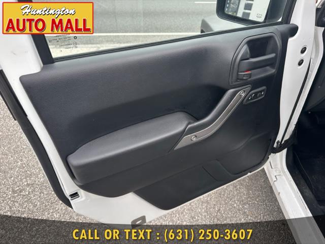 2012 Jeep Wrangler Unlimited 4WD 4dr Sport, available for sale in Huntington Station, New York | Huntington Auto Mall. Huntington Station, New York 2012 Jeep Wrangler Unlimited 4WD 4dr Sport, available for sale in Huntington Station, New York | Huntington Auto Mall. Huntington Station, New York