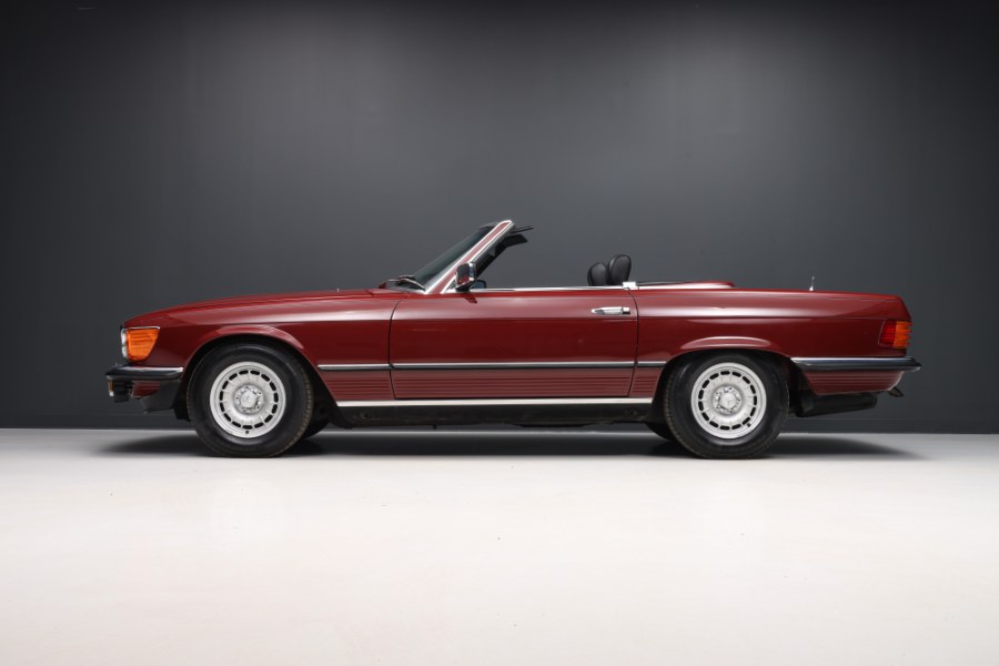 1983 Mercedes-Benz 500SL Roadster, available for sale in North Salem, New York | Meccanic Shop North Inc. North Salem, New York 1983 Mercedes-Benz 500SL Roadster, available for sale in North Salem, New York | Meccanic Shop North Inc. North Salem, New York