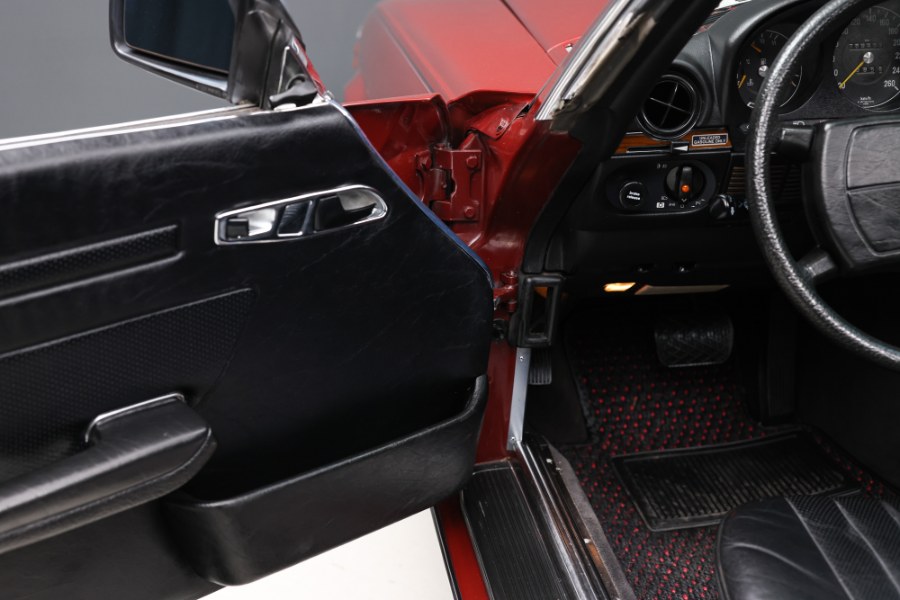 1983 Mercedes-Benz 500SL Roadster, available for sale in North Salem, New York | Meccanic Shop North Inc. North Salem, New York 1983 Mercedes-Benz 500SL Roadster, available for sale in North Salem, New York | Meccanic Shop North Inc. North Salem, New York