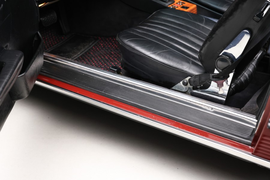1983 Mercedes-Benz 500SL Roadster, available for sale in North Salem, New York | Meccanic Shop North Inc. North Salem, New York 1983 Mercedes-Benz 500SL Roadster, available for sale in North Salem, New York | Meccanic Shop North Inc. North Salem, New York