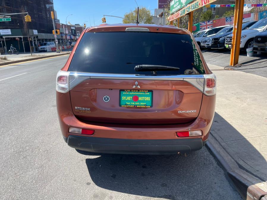 2014 Mitsubishi Outlander SE 4WD, available for sale in Jamaica, New York | Sylhet Motors Inc.. Jamaica, New York 2014 Mitsubishi Outlander SE 4WD, available for sale in Jamaica, New York | Sylhet Motors Inc.. Jamaica, New York