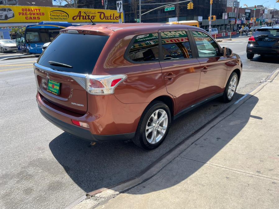 2014 Mitsubishi Outlander SE 4WD, available for sale in Jamaica, New York | Sylhet Motors Inc.. Jamaica, New York 2014 Mitsubishi Outlander SE 4WD, available for sale in Jamaica, New York | Sylhet Motors Inc.. Jamaica, New York