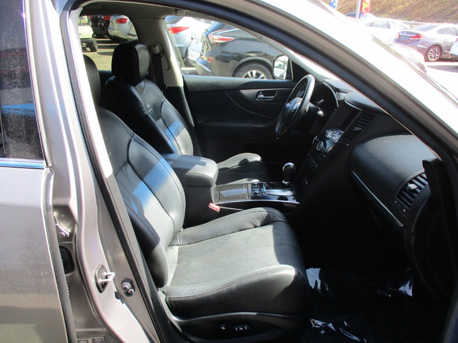 2010 Infiniti FX35 RWD 4dr, available for sale in Meriden, Connecticut | Cos Central Auto. Meriden, Connecticut 2010 Infiniti FX35 RWD 4dr, available for sale in Meriden, Connecticut | Cos Central Auto. Meriden, Connecticut