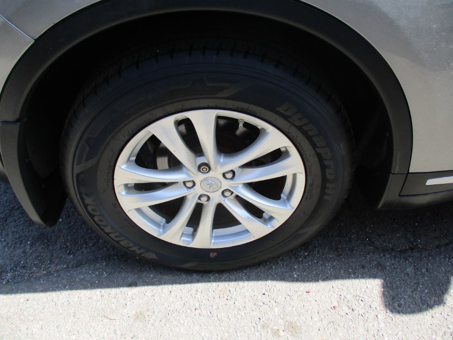 2010 Infiniti FX35 RWD 4dr, available for sale in Meriden, Connecticut | Cos Central Auto. Meriden, Connecticut 2010 Infiniti FX35 RWD 4dr, available for sale in Meriden, Connecticut | Cos Central Auto. Meriden, Connecticut