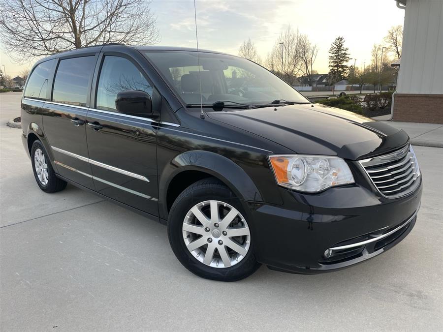 2013 Chrysler Town & Country 4dr Wgn Touring, available for sale in Elida, Ohio | Josh's All Under Ten LLC. Elida, Ohio 2013 Chrysler Town & Country 4dr Wgn Touring, available for sale in Elida, Ohio | Josh's All Under Ten LLC. Elida, Ohio