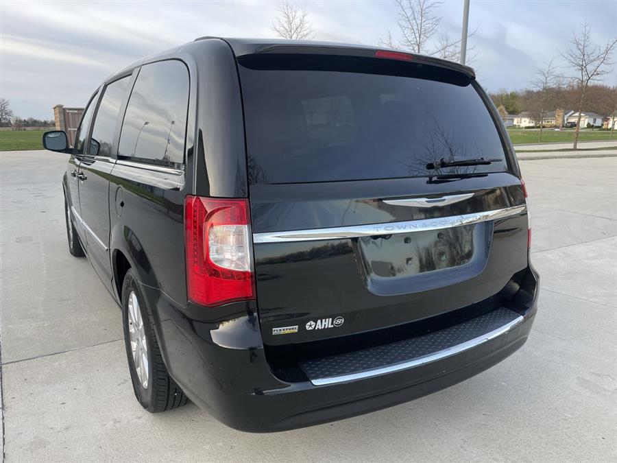 2013 Chrysler Town & Country 4dr Wgn Touring, available for sale in Elida, Ohio | Josh's All Under Ten LLC. Elida, Ohio 2013 Chrysler Town & Country 4dr Wgn Touring, available for sale in Elida, Ohio | Josh's All Under Ten LLC. Elida, Ohio