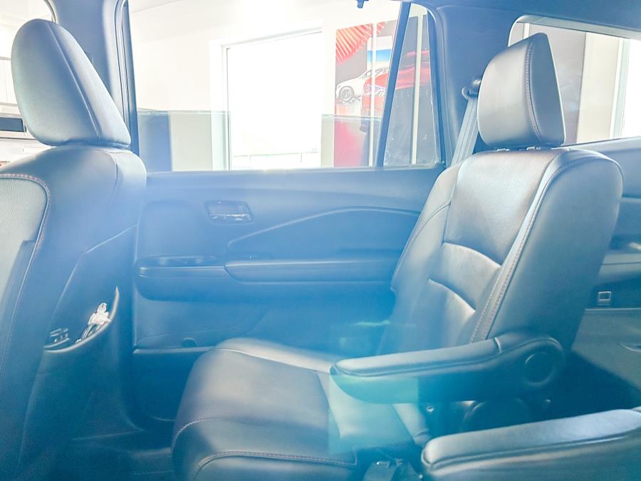 2021 Honda Pilot Black Edition AWD, available for sale in Franklin Square, New York | Luxury Motor Club. Franklin Square, New York 2021 Honda Pilot Black Edition AWD, available for sale in Franklin Square, New York | Luxury Motor Club. Franklin Square, New York