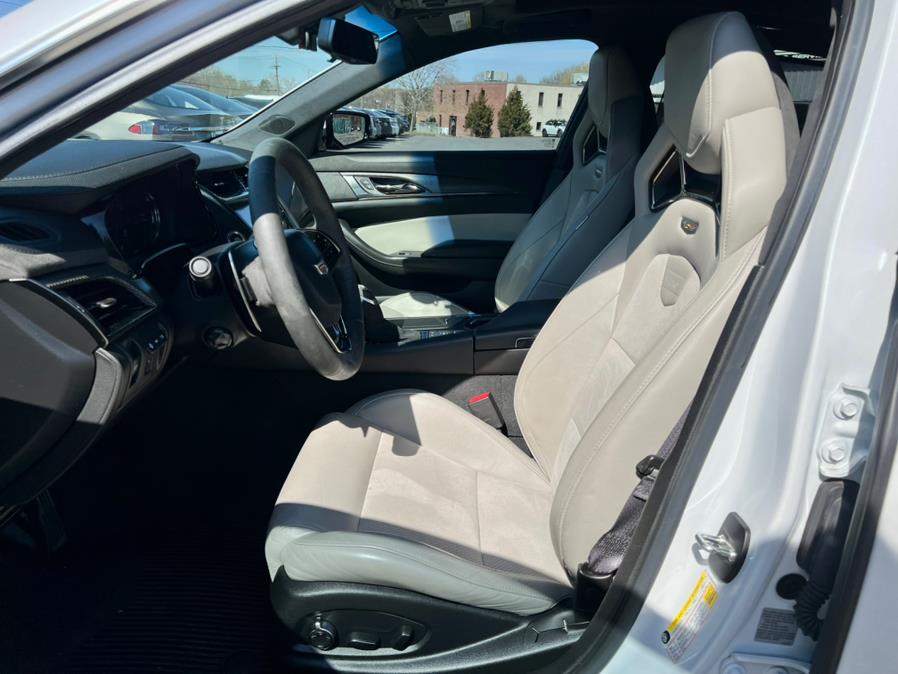 2017 Cadillac CTS-V Sedan 4dr Sdn, available for sale in Berlin, Connecticut | Tru Auto Mall. Berlin, Connecticut 2017 Cadillac CTS-V Sedan 4dr Sdn, available for sale in Berlin, Connecticut | Tru Auto Mall. Berlin, Connecticut