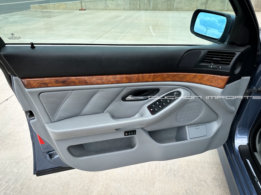 2002 BMW 5 Series 530iA 4dr Sdn 5-Spd Auto, available for sale in Salt Lake City, Utah | Guchon Imports. Salt Lake City, Utah 2002 BMW 5 Series 530iA 4dr Sdn 5-Spd Auto, available for sale in Salt Lake City, Utah | Guchon Imports. Salt Lake City, Utah