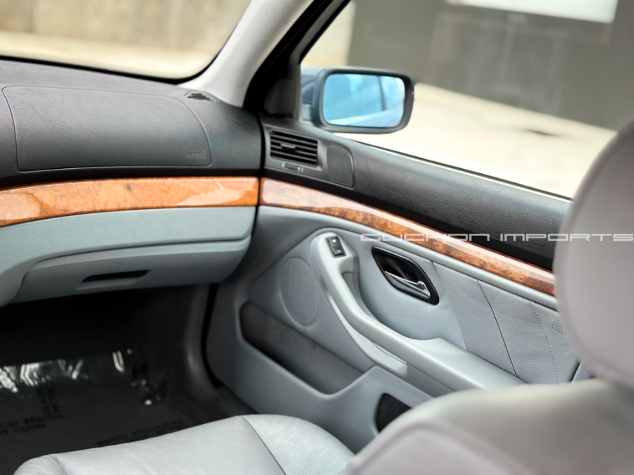 2002 BMW 5 Series 530iA 4dr Sdn 5-Spd Auto, available for sale in Salt Lake City, Utah | Guchon Imports. Salt Lake City, Utah 2002 BMW 5 Series 530iA 4dr Sdn 5-Spd Auto, available for sale in Salt Lake City, Utah | Guchon Imports. Salt Lake City, Utah