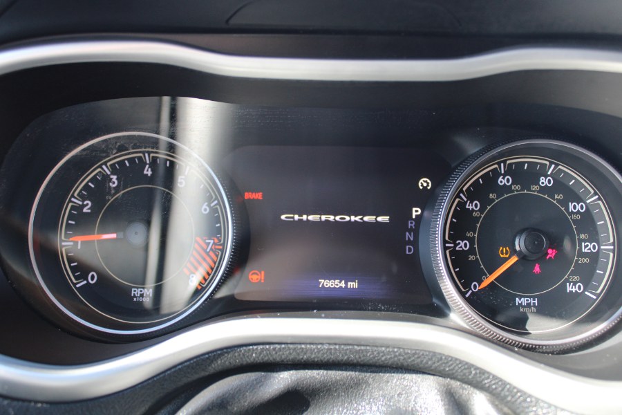 2015 Jeep Cherokee 4WD 4dr Trailhawk, available for sale in Plantsville, Connecticut | Auto House of Luxury. Plantsville, Connecticut 2015 Jeep Cherokee 4WD 4dr Trailhawk, available for sale in Plantsville, Connecticut | Auto House of Luxury. Plantsville, Connecticut