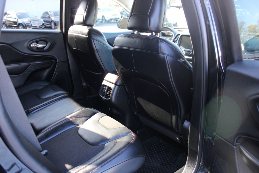 2015 Jeep Cherokee 4WD 4dr Trailhawk, available for sale in Plantsville, Connecticut | Auto House of Luxury. Plantsville, Connecticut 2015 Jeep Cherokee 4WD 4dr Trailhawk, available for sale in Plantsville, Connecticut | Auto House of Luxury. Plantsville, Connecticut