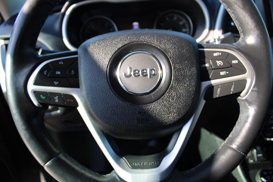 2015 Jeep Cherokee 4WD 4dr Trailhawk, available for sale in Plantsville, Connecticut | Auto House of Luxury. Plantsville, Connecticut 2015 Jeep Cherokee 4WD 4dr Trailhawk, available for sale in Plantsville, Connecticut | Auto House of Luxury. Plantsville, Connecticut
