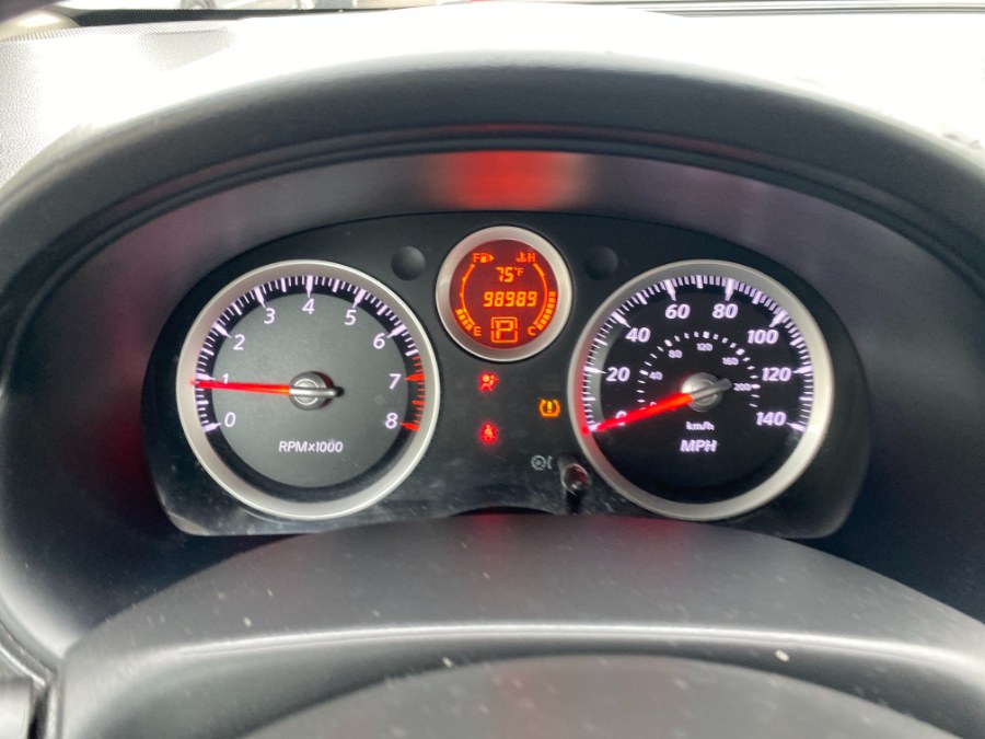 2011 Nissan Sentra 4dr Sdn I4 CVT 2.0 SR, available for sale in Middle Village, New York | Middle Village Motors . Middle Village, New York 2011 Nissan Sentra 4dr Sdn I4 CVT 2.0 SR, available for sale in Middle Village, New York | Middle Village Motors . Middle Village, New York