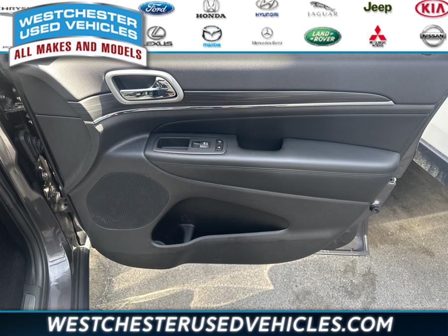 2020 Jeep Grand Cherokee Limited, available for sale in White Plains, New York | Westchester Used Vehicles. White Plains, New York 2020 Jeep Grand Cherokee Limited, available for sale in White Plains, New York | Westchester Used Vehicles. White Plains, New York