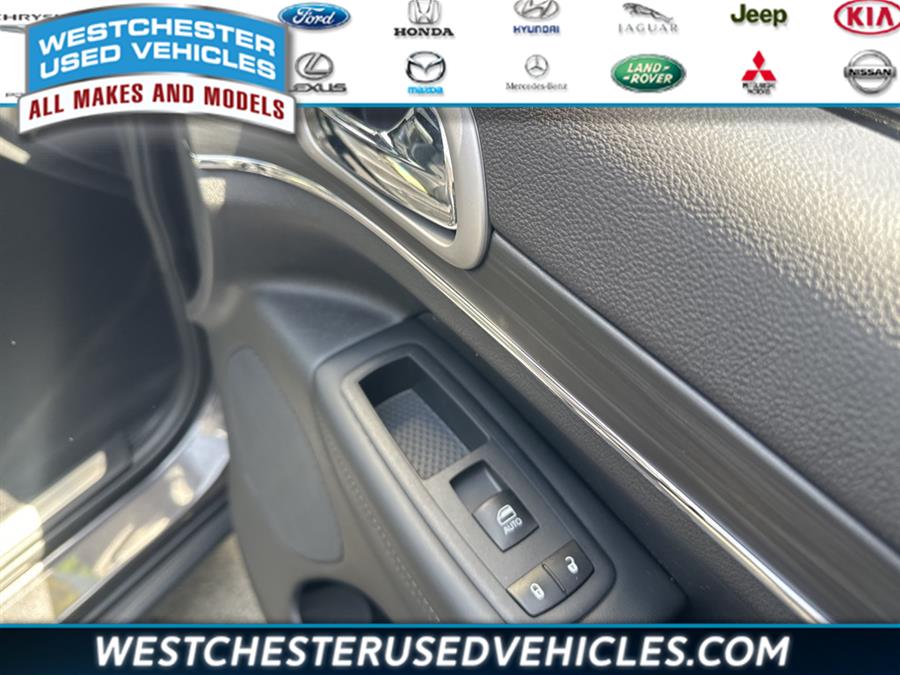 2020 Jeep Grand Cherokee Limited, available for sale in White Plains, New York | Westchester Used Vehicles. White Plains, New York 2020 Jeep Grand Cherokee Limited, available for sale in White Plains, New York | Westchester Used Vehicles. White Plains, New York