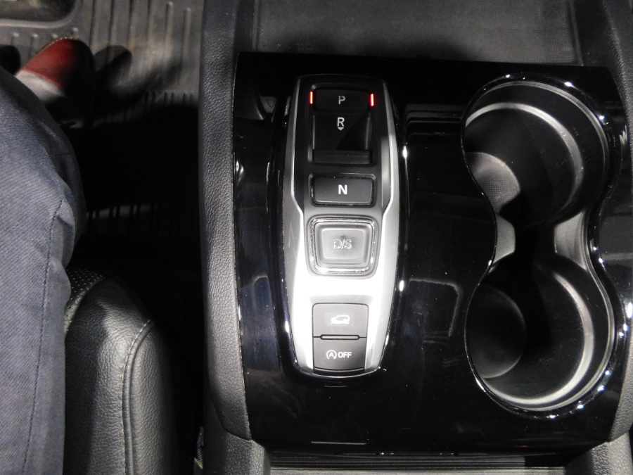 2016 Honda Pilot AWD 4dr Elite w/RES & Navi, available for sale in Lodi, New Jersey | Auto Gallery. Lodi, New Jersey 2016 Honda Pilot AWD 4dr Elite w/RES & Navi, available for sale in Lodi, New Jersey | Auto Gallery. Lodi, New Jersey