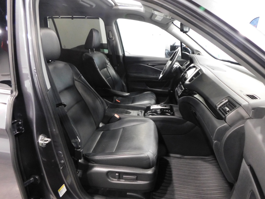 2016 Honda Pilot AWD 4dr Elite w/RES & Navi, available for sale in Lodi, New Jersey | Auto Gallery. Lodi, New Jersey 2016 Honda Pilot AWD 4dr Elite w/RES & Navi, available for sale in Lodi, New Jersey | Auto Gallery. Lodi, New Jersey