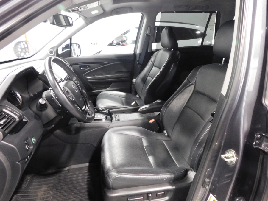 2016 Honda Pilot AWD 4dr Elite w/RES & Navi, available for sale in Lodi, New Jersey | Auto Gallery. Lodi, New Jersey 2016 Honda Pilot AWD 4dr Elite w/RES & Navi, available for sale in Lodi, New Jersey | Auto Gallery. Lodi, New Jersey