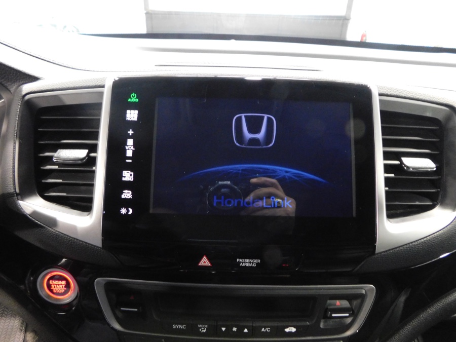 2016 Honda Pilot AWD 4dr Elite w/RES & Navi, available for sale in Lodi, New Jersey | Auto Gallery. Lodi, New Jersey 2016 Honda Pilot AWD 4dr Elite w/RES & Navi, available for sale in Lodi, New Jersey | Auto Gallery. Lodi, New Jersey