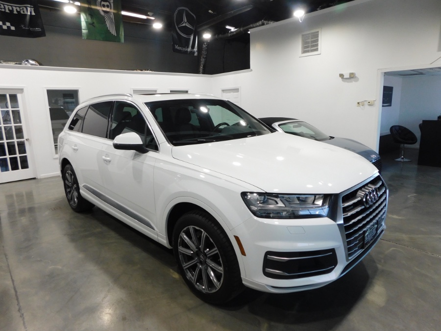 2017 Audi Q7 2.0 TFSI Premium Plus, available for sale in Lodi, New Jersey | Auto Gallery. Lodi, New Jersey 2017 Audi Q7 2.0 TFSI Premium Plus, available for sale in Lodi, New Jersey | Auto Gallery. Lodi, New Jersey