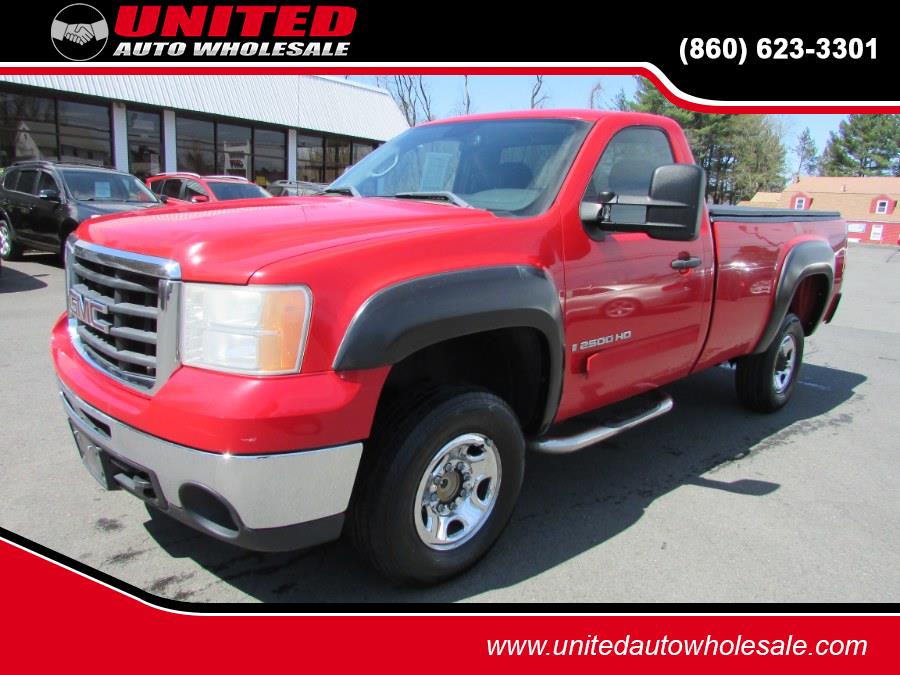 2008 GMC Sierra 2500HD 2WD Reg Cab 133" SLE1, available for sale in East Windsor, Connecticut | United Auto Sales of E Windsor, Inc. East Windsor, Connecticut