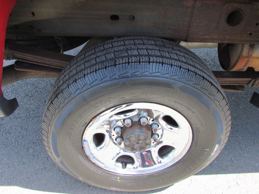 2008 GMC Sierra 2500HD 2WD Reg Cab 133" SLE1, available for sale in East Windsor, Connecticut | United Auto Sales of E Windsor, Inc. East Windsor, Connecticut 2008 GMC Sierra 2500HD 2WD Reg Cab 133" SLE1, available for sale in East Windsor, Connecticut | United Auto Sales of E Windsor, Inc. East Windsor, Connecticut