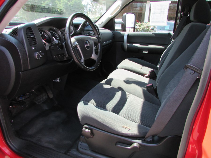2008 GMC Sierra 2500HD 2WD Reg Cab 133" SLE1, available for sale in East Windsor, Connecticut | United Auto Sales of E Windsor, Inc. East Windsor, Connecticut 2008 GMC Sierra 2500HD 2WD Reg Cab 133" SLE1, available for sale in East Windsor, Connecticut | United Auto Sales of E Windsor, Inc. East Windsor, Connecticut