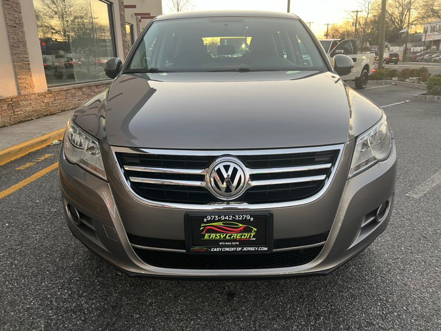 2011 Volkswagen Tiguan 4WD 4dr SE, available for sale in Little Ferry, New Jersey | Easy Credit of Jersey. Little Ferry, New Jersey