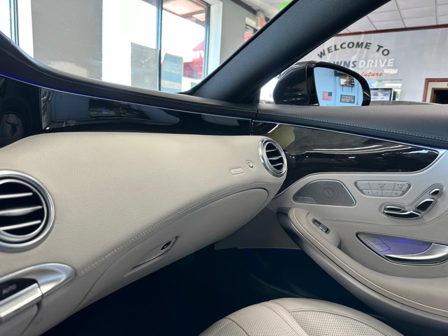 2016 Mercedes-Benz S-Class 2dr Cpe S550 4MATIC, available for sale in Inwood, New York | 5 Towns Drive. Inwood, New York 2016 Mercedes-Benz S-Class 2dr Cpe S550 4MATIC, available for sale in Inwood, New York | 5 Towns Drive. Inwood, New York