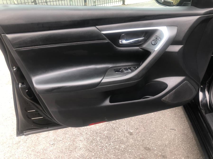 2016 Nissan Altima 4dr Sdn I4 2.5 SR, available for sale in Irvington, New Jersey | Elis Motors Corp. Irvington, New Jersey 2016 Nissan Altima 4dr Sdn I4 2.5 SR, available for sale in Irvington, New Jersey | Elis Motors Corp. Irvington, New Jersey