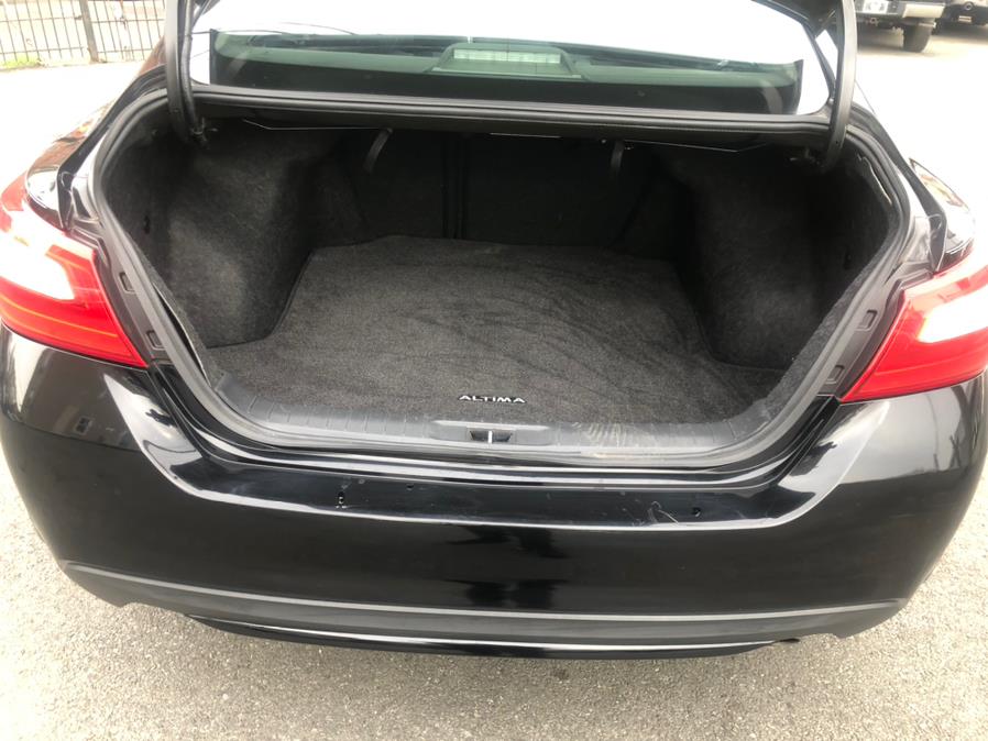 2016 Nissan Altima 4dr Sdn I4 2.5 SR, available for sale in Irvington, New Jersey | Elis Motors Corp. Irvington, New Jersey 2016 Nissan Altima 4dr Sdn I4 2.5 SR, available for sale in Irvington, New Jersey | Elis Motors Corp. Irvington, New Jersey