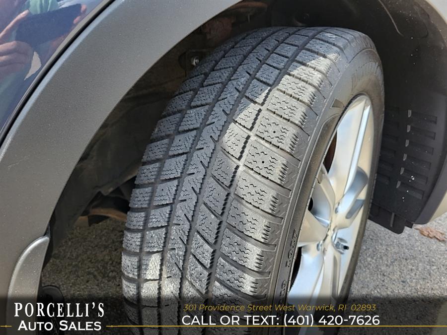 2013 Hyundai Santa Fe FWD 4dr 2.0T Sport, available for sale in West Warwick, Rhode Island | Porcelli's Auto Sales. West Warwick, Rhode Island 2013 Hyundai Santa Fe FWD 4dr 2.0T Sport, available for sale in West Warwick, Rhode Island | Porcelli's Auto Sales. West Warwick, Rhode Island