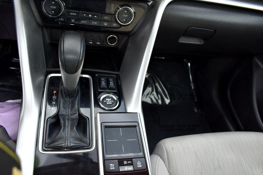 2018 Mitsubishi Eclipse Cross SE, available for sale in Patchogue, New York | 112 Auto Plaza. Patchogue, New York 2018 Mitsubishi Eclipse Cross SE, available for sale in Patchogue, New York | 112 Auto Plaza. Patchogue, New York