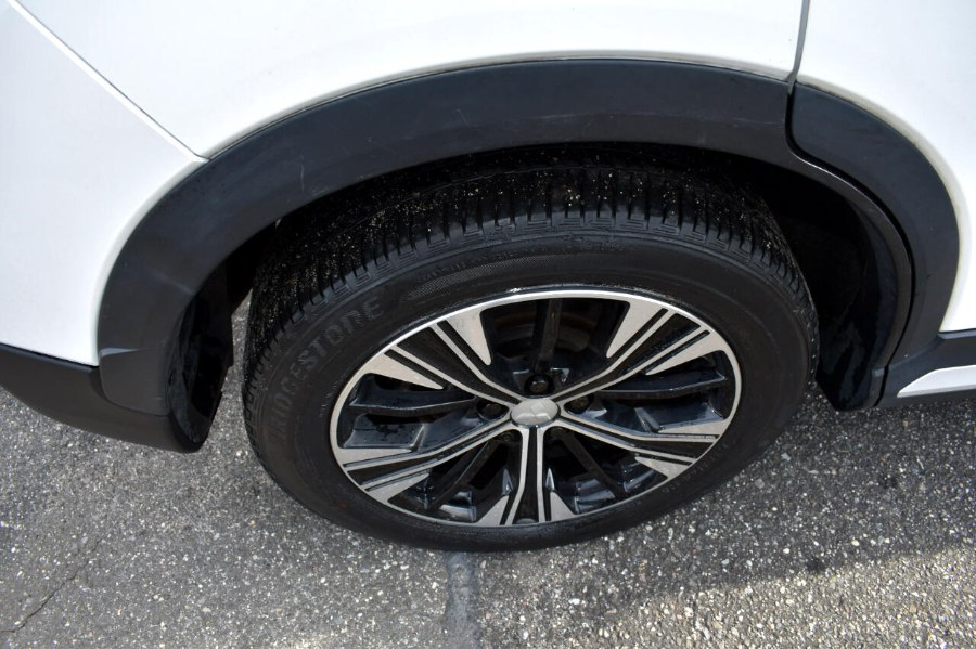 2018 Mitsubishi Eclipse Cross SE, available for sale in Patchogue, New York | 112 Auto Plaza. Patchogue, New York 2018 Mitsubishi Eclipse Cross SE, available for sale in Patchogue, New York | 112 Auto Plaza. Patchogue, New York