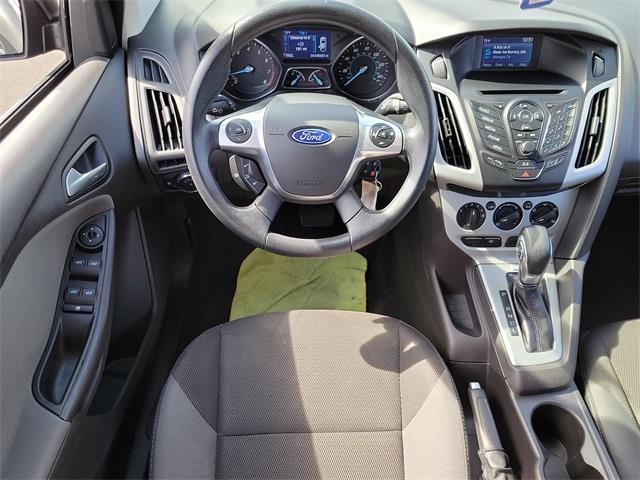 2014 Ford Focus SE, available for sale in Stratford, Connecticut | Wiz Leasing Inc. Stratford, Connecticut 2014 Ford Focus SE, available for sale in Stratford, Connecticut | Wiz Leasing Inc. Stratford, Connecticut