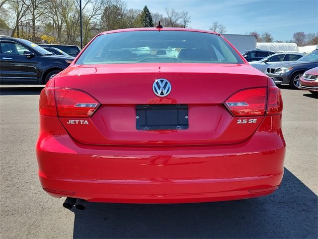 2013 Volkswagen Jetta 2.5L SE, available for sale in Stratford, Connecticut | Wiz Leasing Inc. Stratford, Connecticut 2013 Volkswagen Jetta 2.5L SE, available for sale in Stratford, Connecticut | Wiz Leasing Inc. Stratford, Connecticut