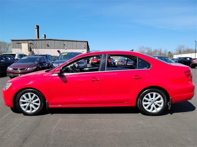 2013 Volkswagen Jetta 2.5L SE, available for sale in Stratford, Connecticut | Wiz Leasing Inc. Stratford, Connecticut 2013 Volkswagen Jetta 2.5L SE, available for sale in Stratford, Connecticut | Wiz Leasing Inc. Stratford, Connecticut