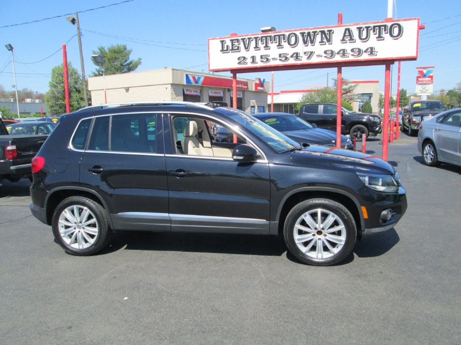 2012 Volkswagen Tiguan 4WD 4dr Auto SE w/Sunroof & Nav, available for sale in Levittown, Pennsylvania | Levittown Auto. Levittown, Pennsylvania