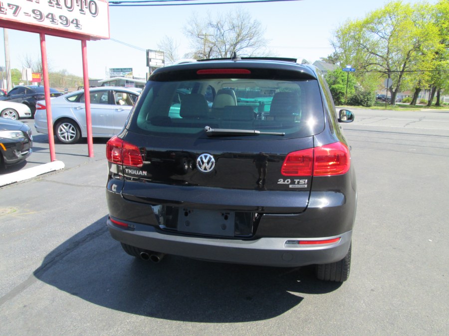 2012 Volkswagen Tiguan 4WD 4dr Auto SE w/Sunroof & Nav, available for sale in Levittown, Pennsylvania | Levittown Auto. Levittown, Pennsylvania 2012 Volkswagen Tiguan 4WD 4dr Auto SE w/Sunroof & Nav, available for sale in Levittown, Pennsylvania | Levittown Auto. Levittown, Pennsylvania