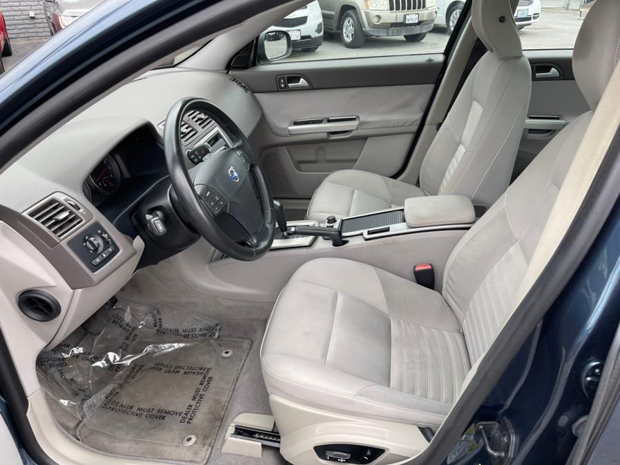 2009 Volvo S40 4dr Sdn 2.4L FWD, available for sale in Garden Grove, California | U Save Auto Auction. Garden Grove, California 2009 Volvo S40 4dr Sdn 2.4L FWD, available for sale in Garden Grove, California | U Save Auto Auction. Garden Grove, California