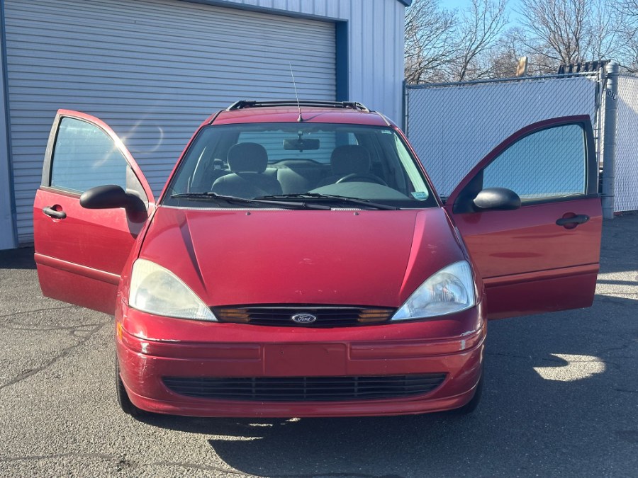 2002 Ford Focus 4dr Wgn SE Base, available for sale in West Haven, Connecticut | Uzun Auto. West Haven, Connecticut