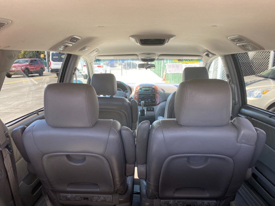 2004 Toyota Sienna 5dr XLE LTD FWD, available for sale in Middle Village, New York | Middle Village Motors . Middle Village, New York 2004 Toyota Sienna 5dr XLE LTD FWD, available for sale in Middle Village, New York | Middle Village Motors . Middle Village, New York