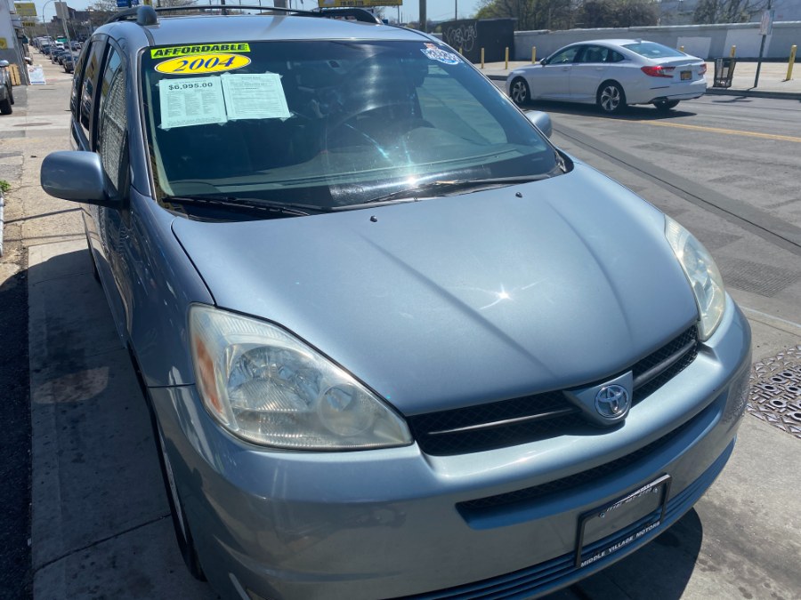 2004 Toyota Sienna 5dr XLE LTD FWD, available for sale in Middle Village, New York | Middle Village Motors . Middle Village, New York 2004 Toyota Sienna 5dr XLE LTD FWD, available for sale in Middle Village, New York | Middle Village Motors . Middle Village, New York