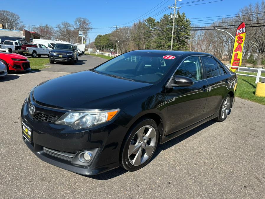 2012 Toyota Camry 4dr Sdn I4 Auto SE (Natl), available for sale in South Windsor, Connecticut | Mike And Tony Auto Sales, Inc. South Windsor, Connecticut